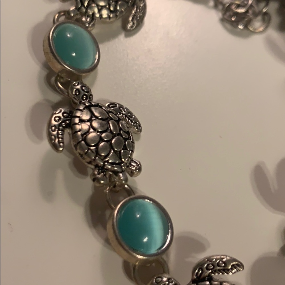 Turtle bracelet - Picture 2 of 3